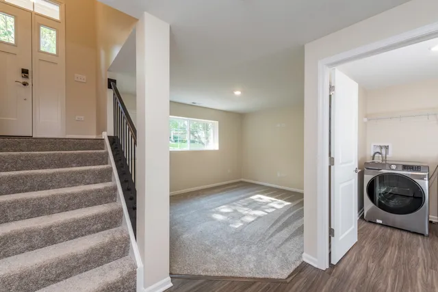 $3,250 | 804 Neubauer Circle, Lindenhurst, IL 60046