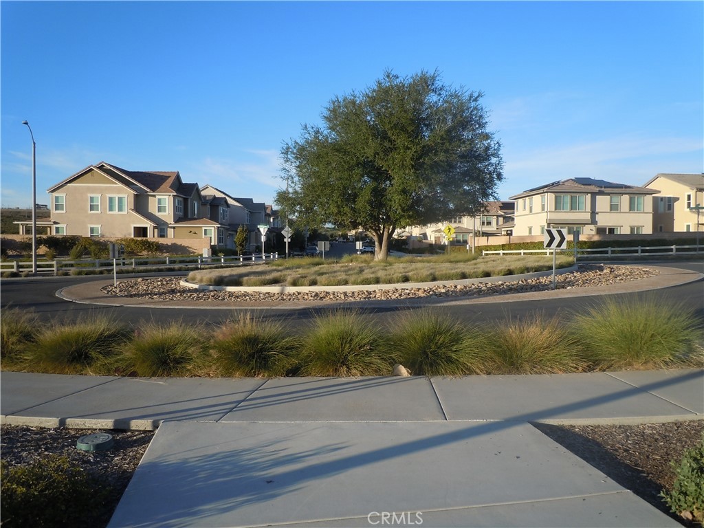 32402 Brunello Way Temecula, CA 92591 - Photo 21 of 22 a view of a lake in front of house