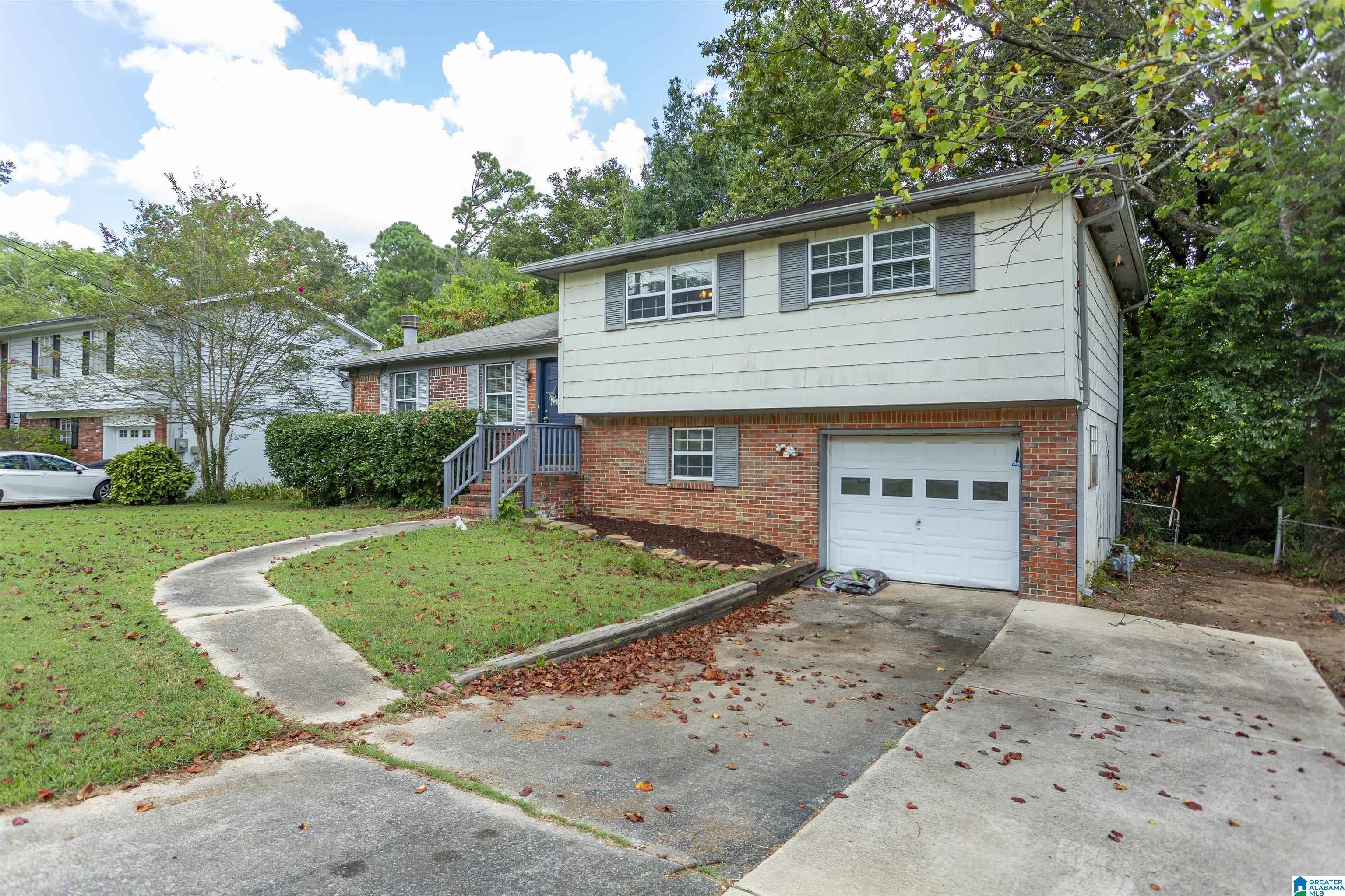 533 Canterbury Road Pelham, AL 35124 - Photo 3 of 41
