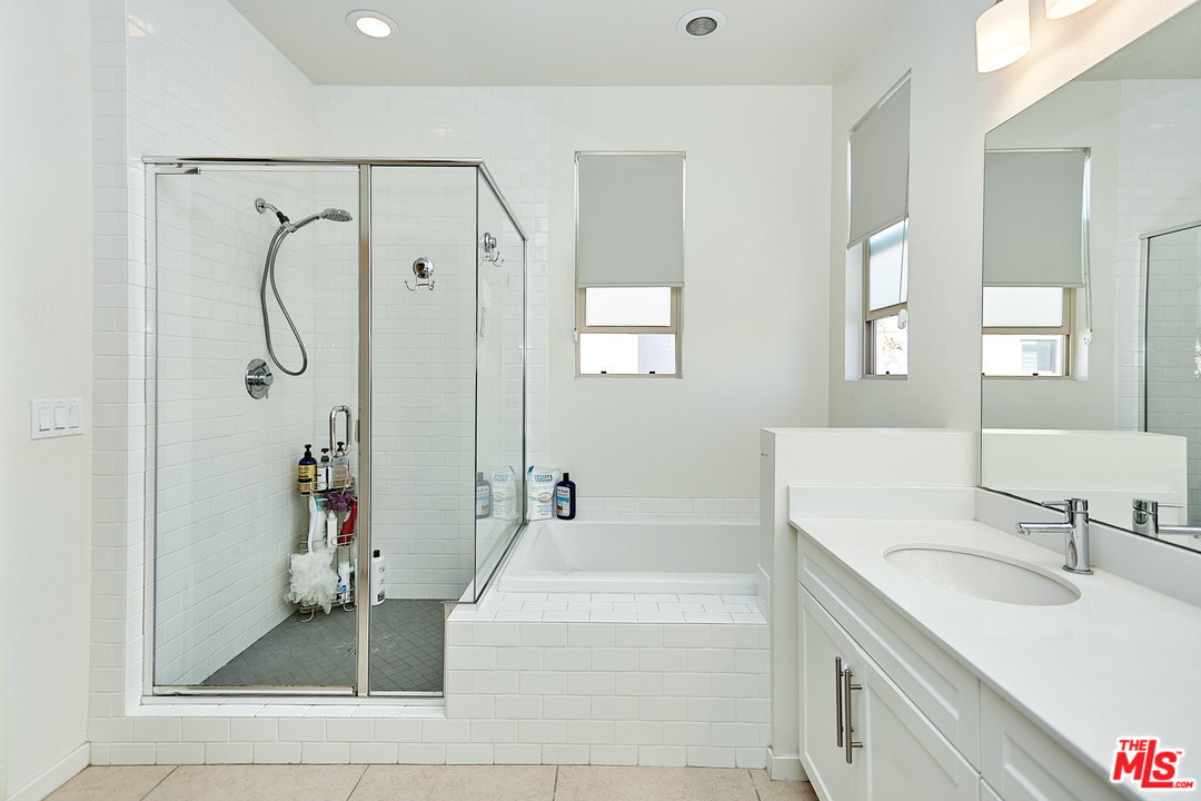 703 Colorado Circle Carson, CA 90745 - Photo 20 of 38