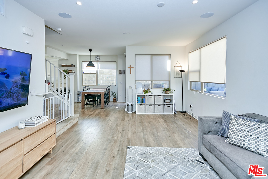 703 Colorado Circle Carson, CA 90745 - Photo 6 of 38