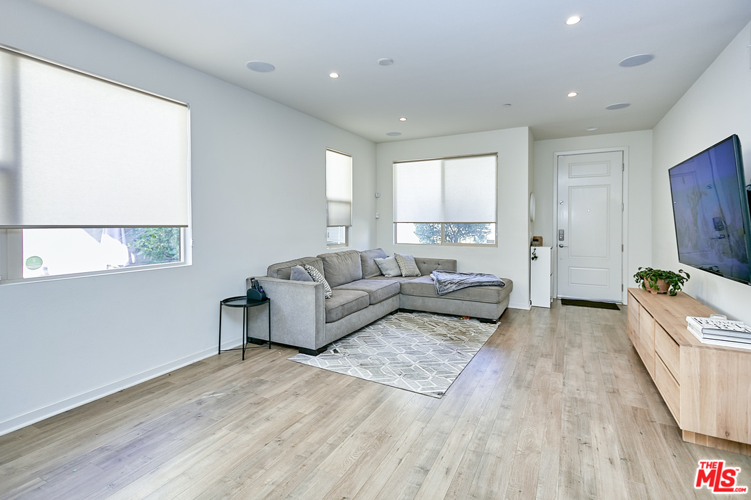 703 Colorado Circle Carson, CA 90745 - Photo 8 of 38