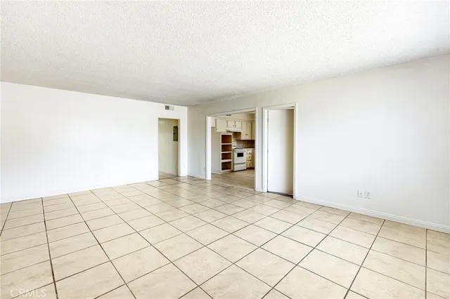 $6,500,000 | 2761 North Golden Avenue, San Bernardino, CA 92404