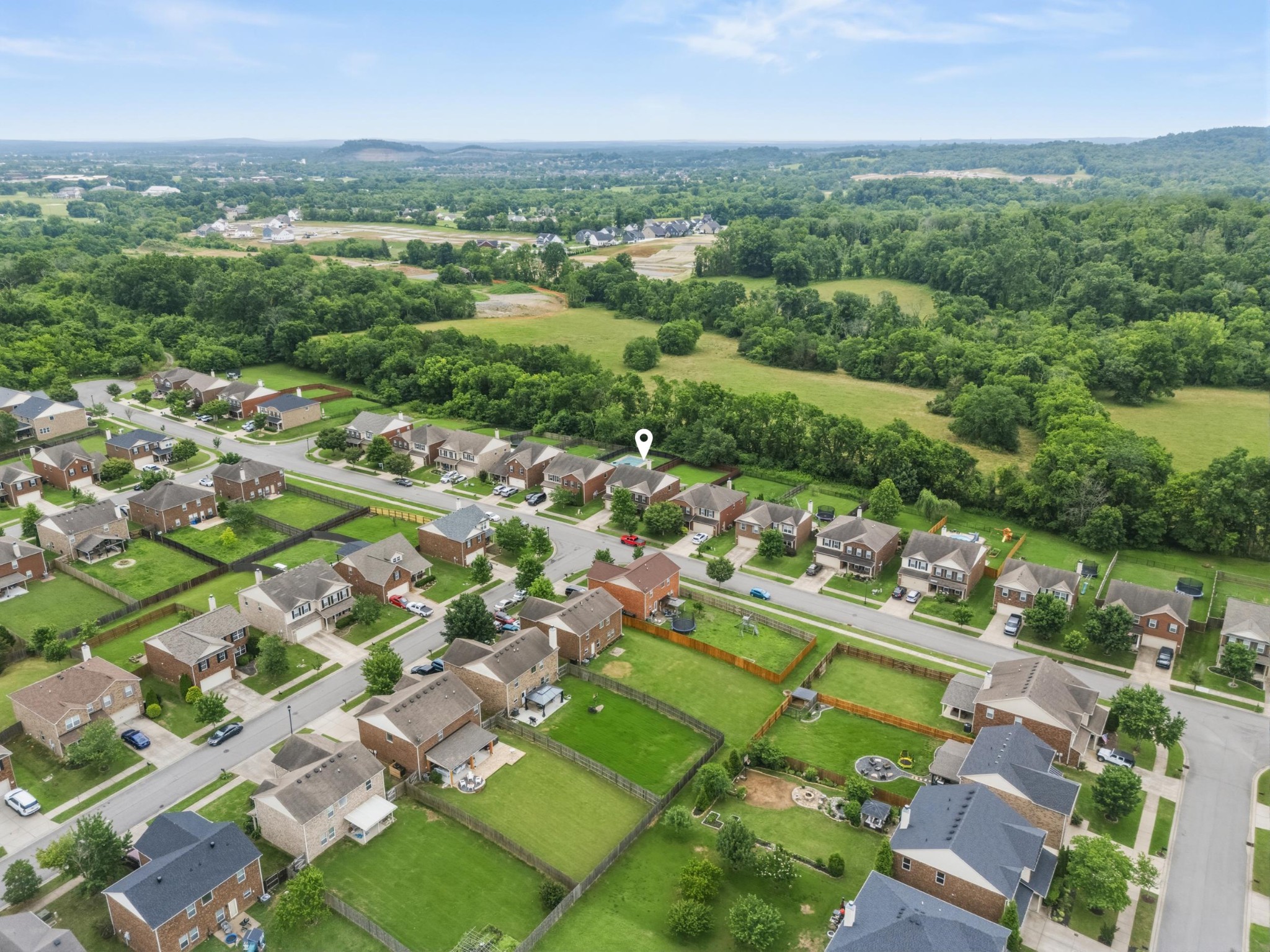 1011 Benwick Road Hendersonville, TN 37075 - Photo 57 of 60 an aerial view of residential houses with outdoor space and river