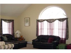 890 Goffstown Road Manchester, NH 03102 - Photo 2 of 9