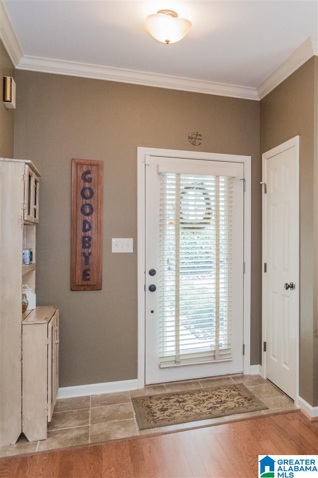 5747 Park Side Road Birmingham, AL 35244 - Photo 4 of 34