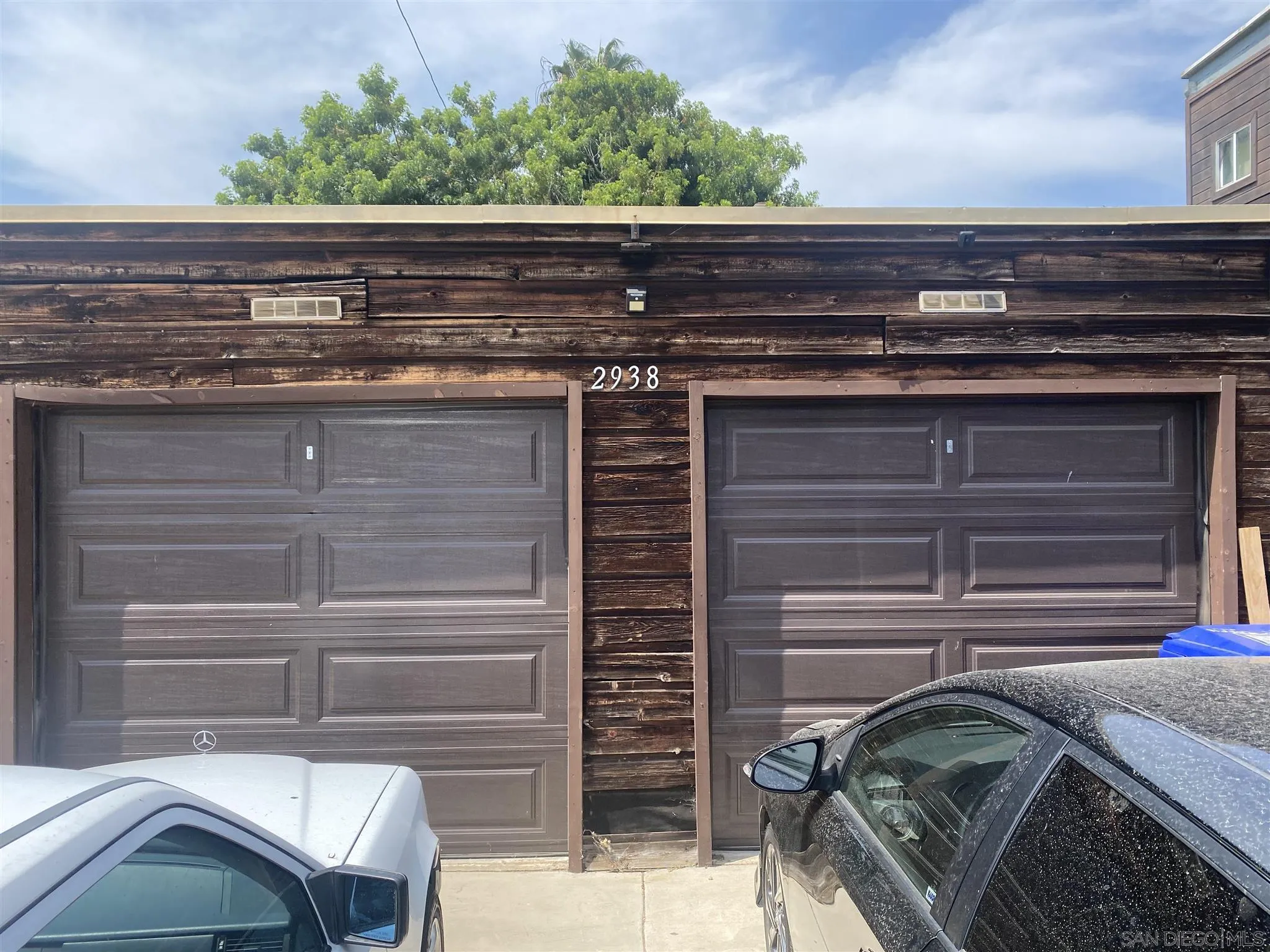 2938 Beech Street San Diego, CA 92102 - Photo 3 of 3 a close view of washer and dryer