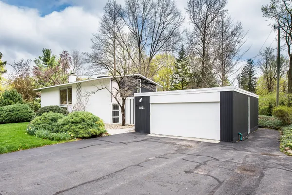 $1,390,000 | 1821 Sheridan Drive, Ann Arbor, MI 48104