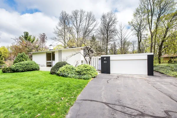 $1,390,000 | 1821 Sheridan Drive, Ann Arbor, MI 48104
