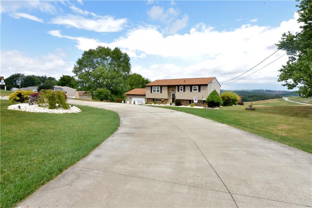 401 Malone Ridge Road Washington, PA 15301 - Photo 3 of 23 Another view from the driveway