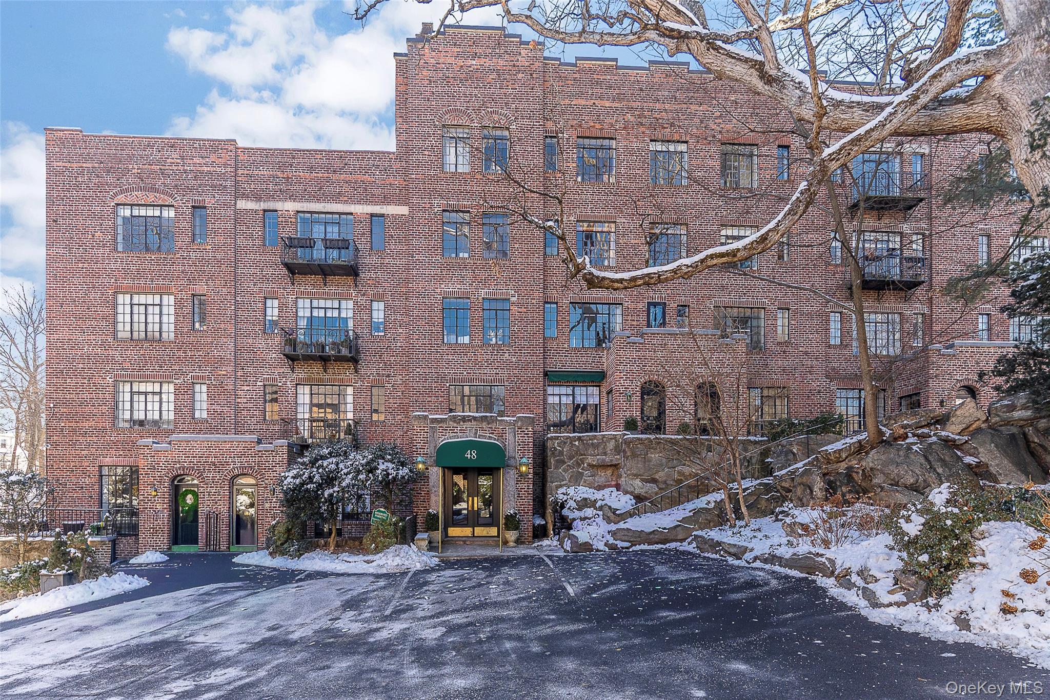 48 Sagamore Road, Unit 23 Bronxville, NY 10708 - Photo 19 of 21