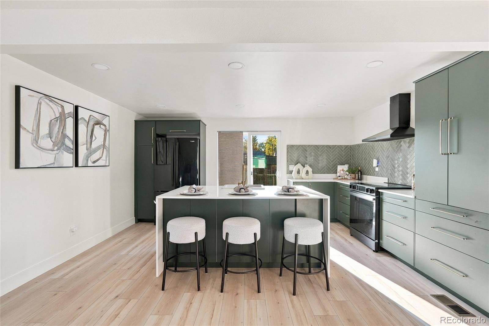 6259 Reed Street Arvada, CO 80003 - Photo 6 of 40 Gallery Image 6