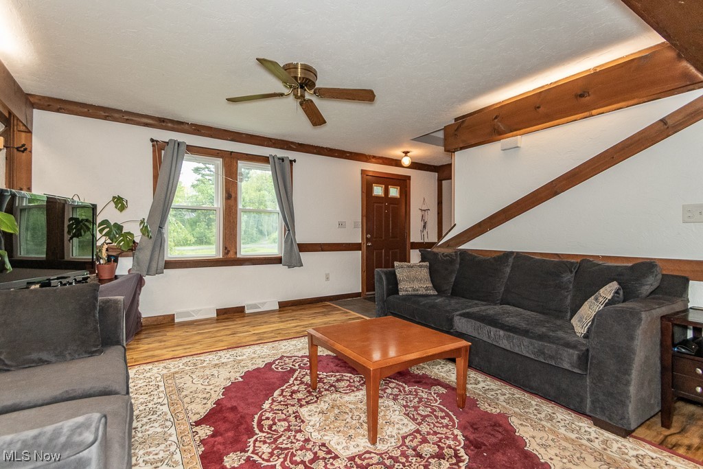 9775 Fairmount Road Newbury, OH 44065 - Photo 6 of 37 Gallery Image 6