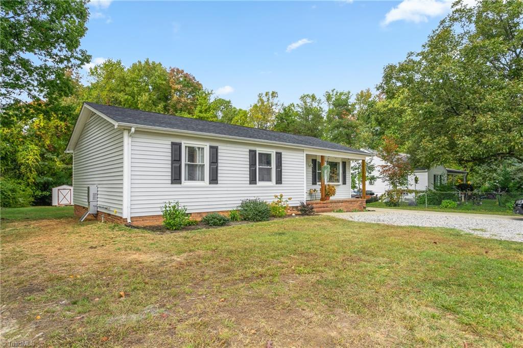 708 Pisgah Church Road Greensboro, NC 27455 - Photo 3 of 27
