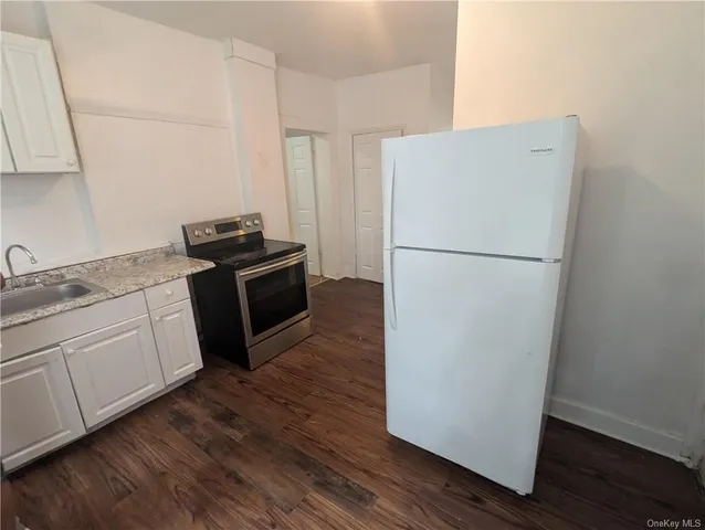 $1,700 | 175 South William Street, Newburgh, NY 12550