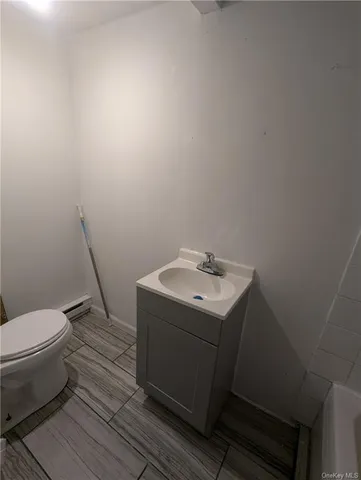 $1,700 | 175 South William Street, Newburgh, NY 12550