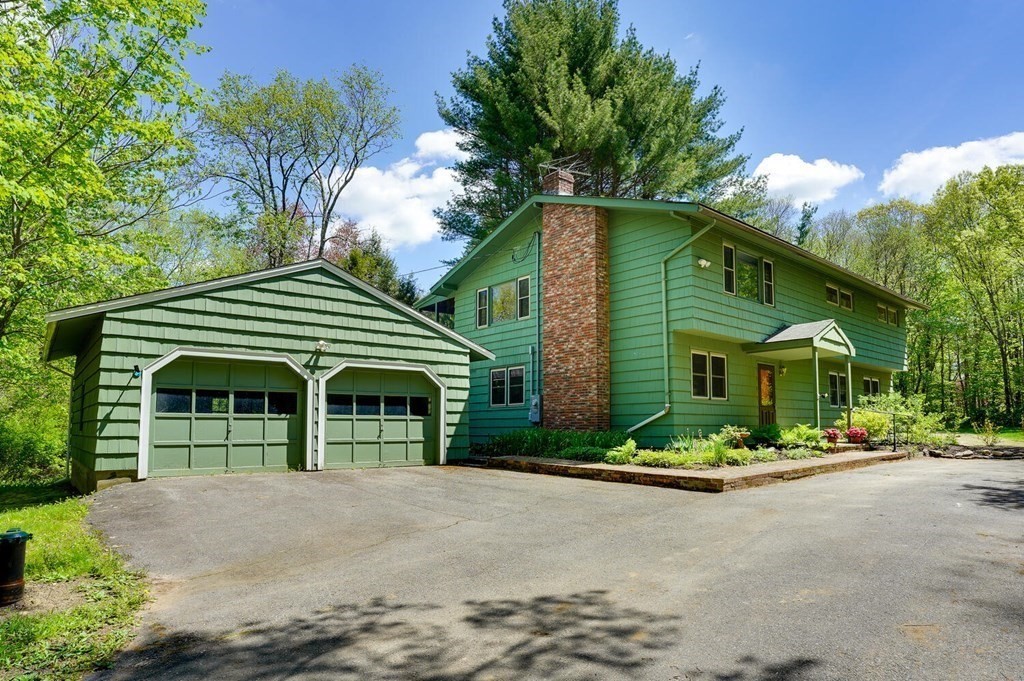 265 Stow Road Harvard, MA 01451 - Photo 2 of 41 Gallery Image 2