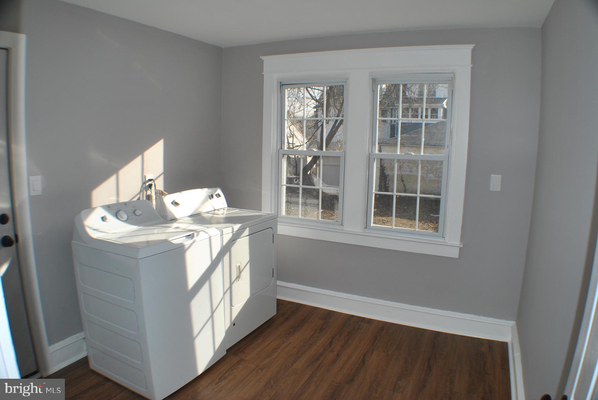 125 East Avon Road Brookhaven, PA 19015 - Photo 17 of 42 Laundry room