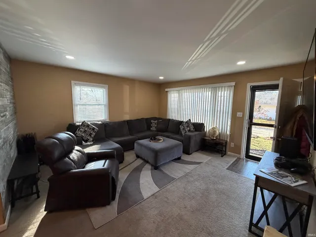 $269,900 | 1812 Circle Drive, Bedford, IN 47421