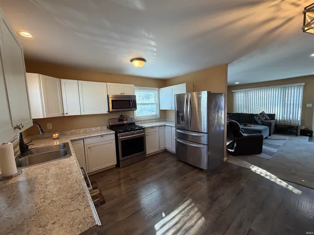 $269,900 | 1812 Circle Drive, Bedford, IN 47421