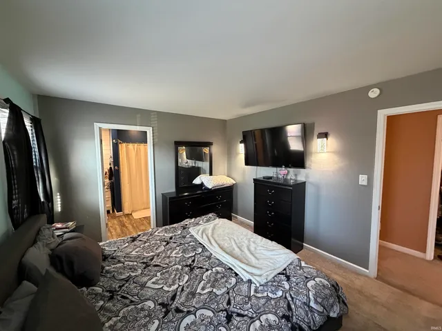 $269,900 | 1812 Circle Drive, Bedford, IN 47421