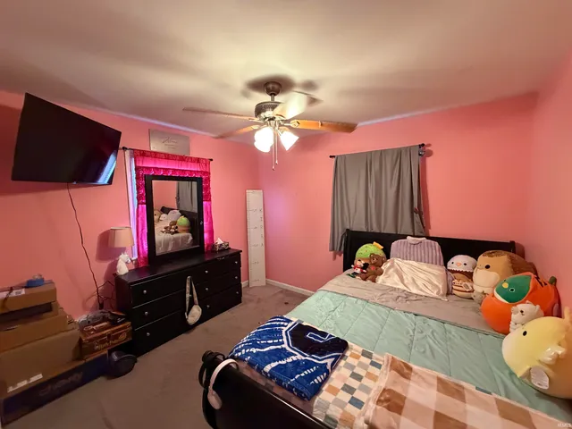 $269,900 | 1812 Circle Drive, Bedford, IN 47421