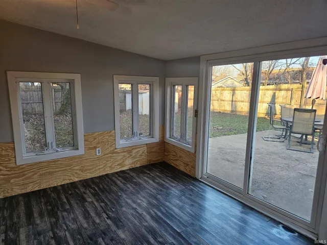 $269,900 | 1812 Circle Drive, Bedford, IN 47421