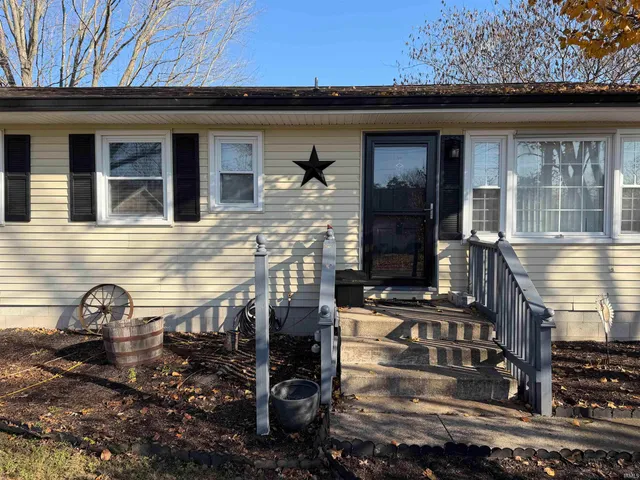 $269,900 | 1812 Circle Drive, Bedford, IN 47421