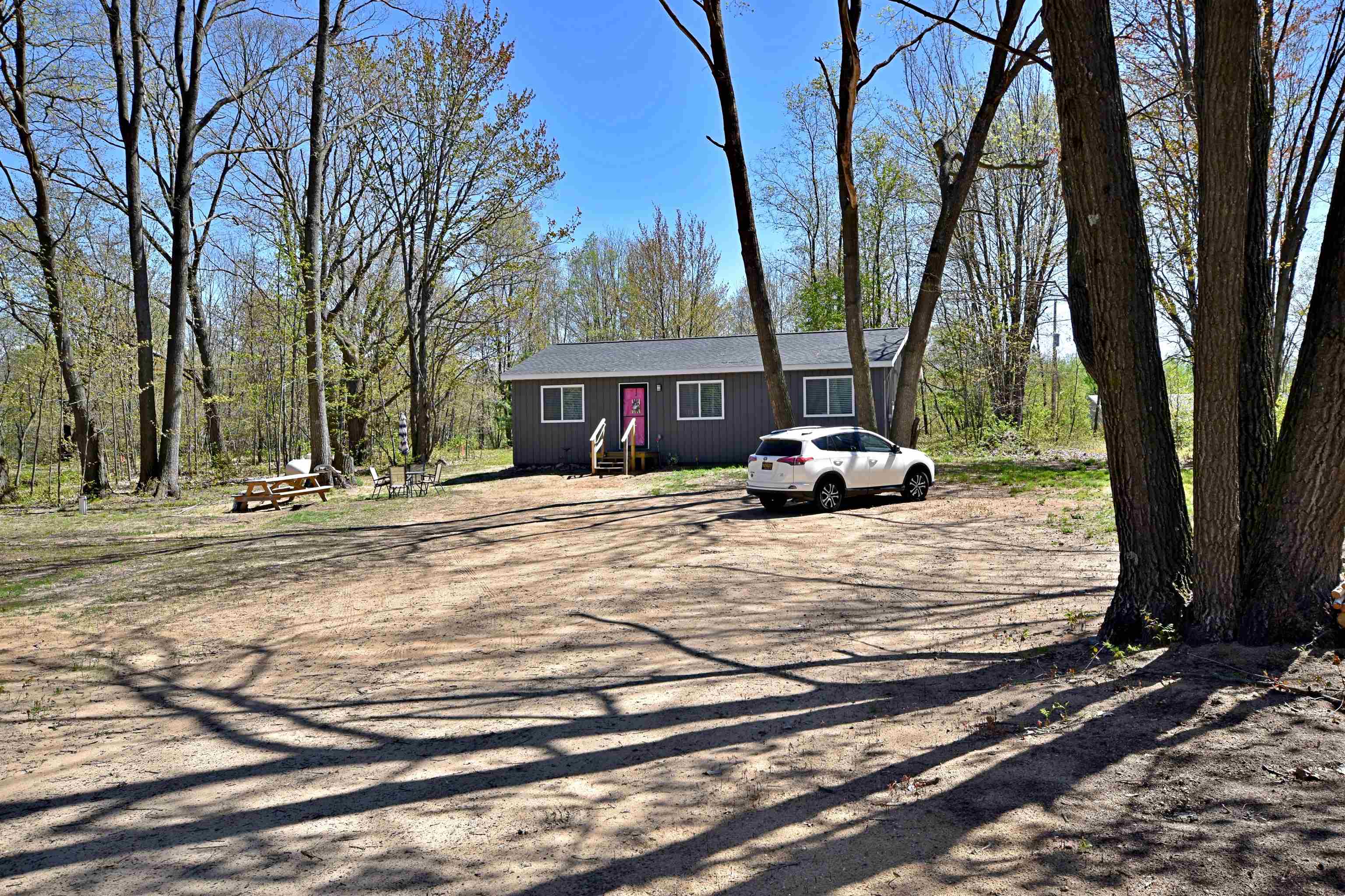10403 West Round Lake Road Lake City, MI 49651 - Photo 2 of 32