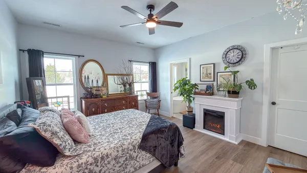 $489,000 | 1717 South Stone Creek Boulevard, Urbana, IL 61802