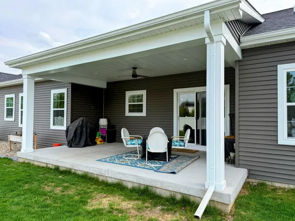 $489,000 | 1717 South Stone Creek Boulevard, Urbana, IL 61802