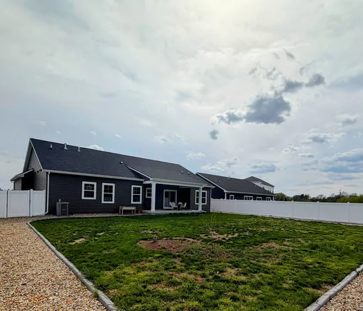 $489,000 | 1717 South Stone Creek Boulevard, Urbana, IL 61802