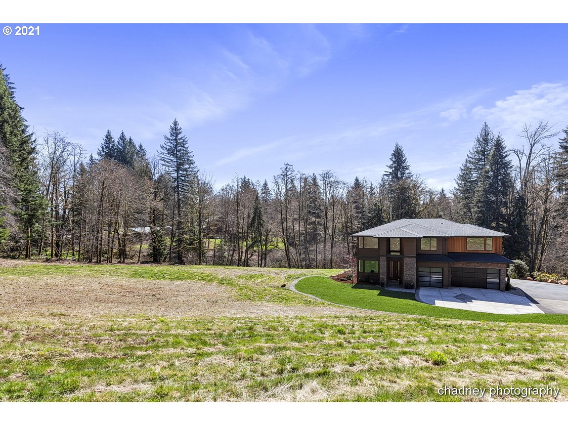 8221 Southeast Groce Road Corbett, OR 97019 - Photo 3 of 32