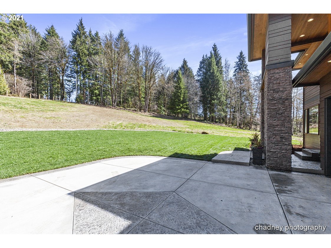 8221 Southeast Groce Road Corbett, OR 97019 - Photo 5 of 32