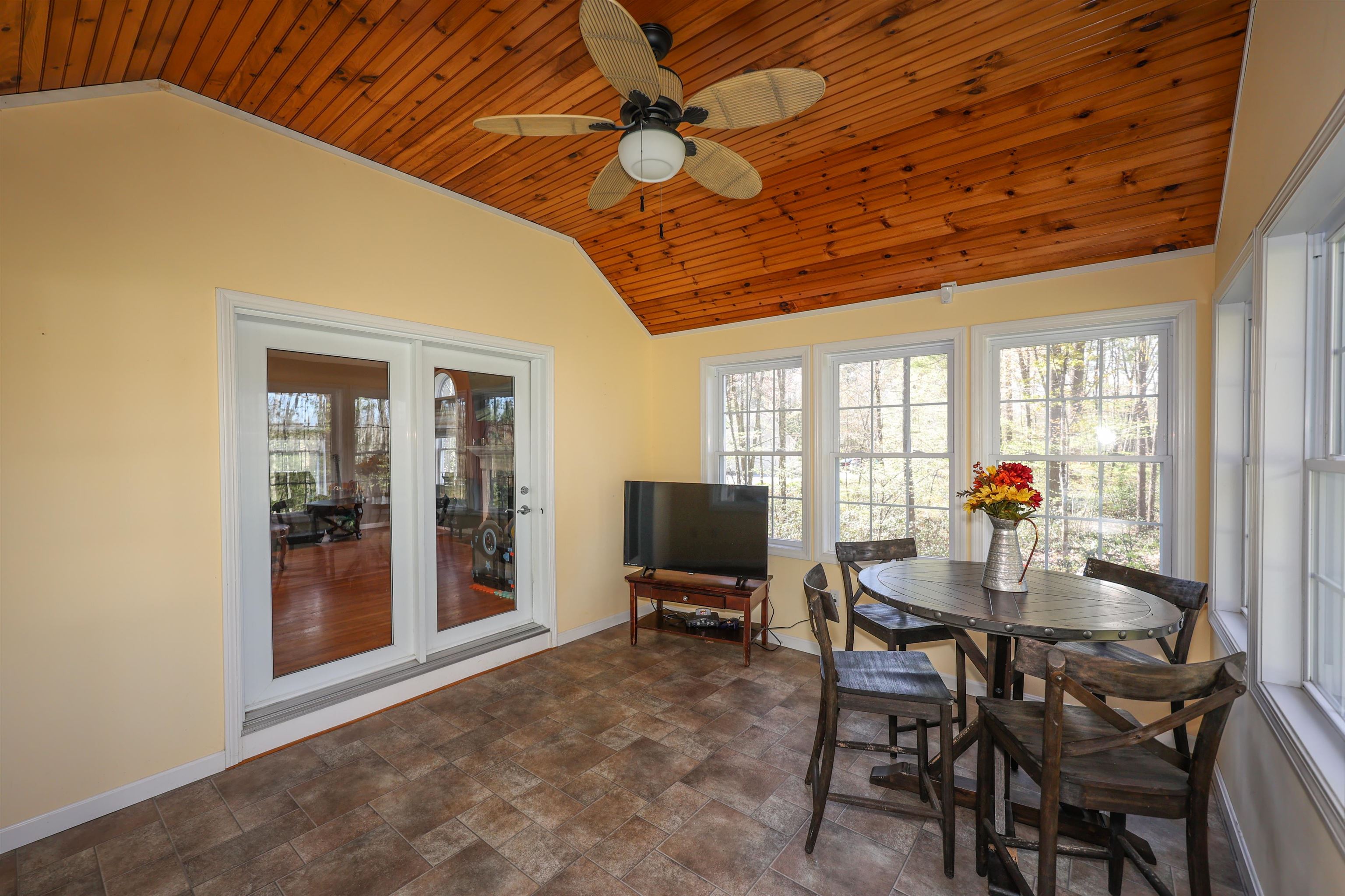 15 Gilson Road Brookline, NH 03033 - Photo 30 of 33