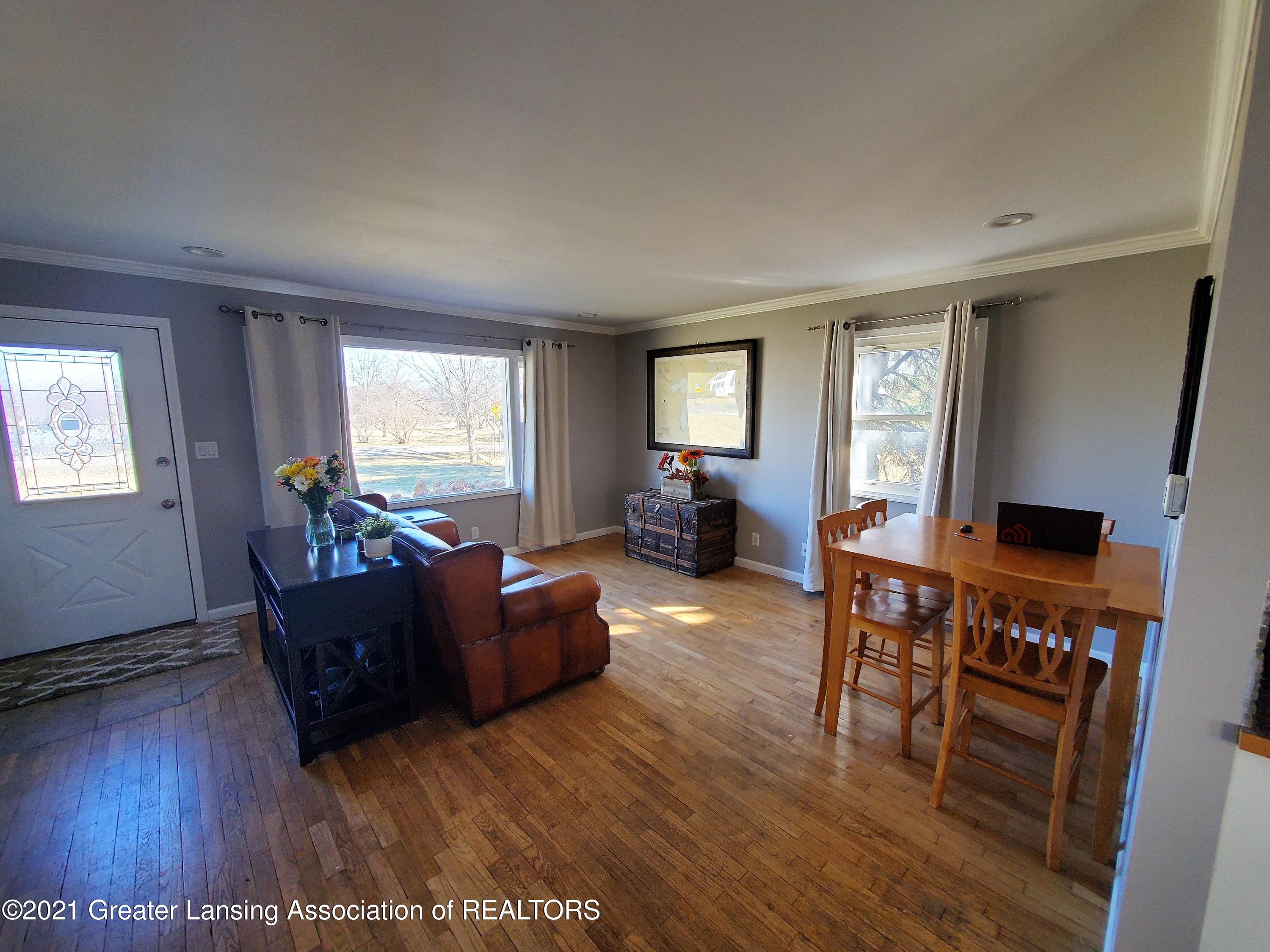 7480 Coleman Road East Lansing, MI 48823 - Photo 6 of 21 IN3
