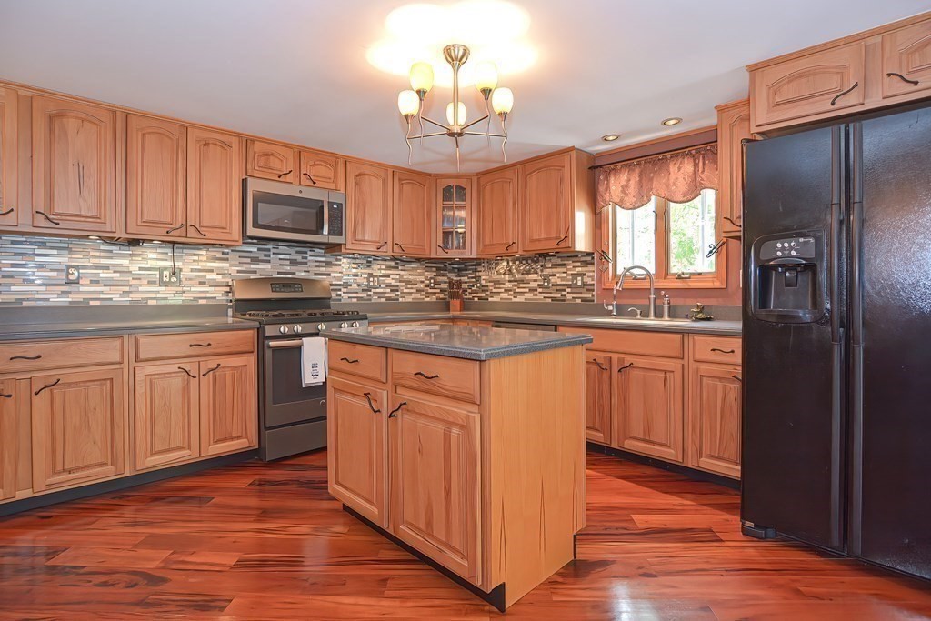 671 Regan Road Somerset, MA 02726 - Photo 7 of 34 Gallery Image 7