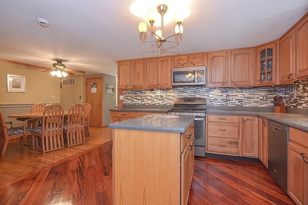 671 Regan Road Somerset, MA 02726 - Photo 9 of 34 Gallery Image 9