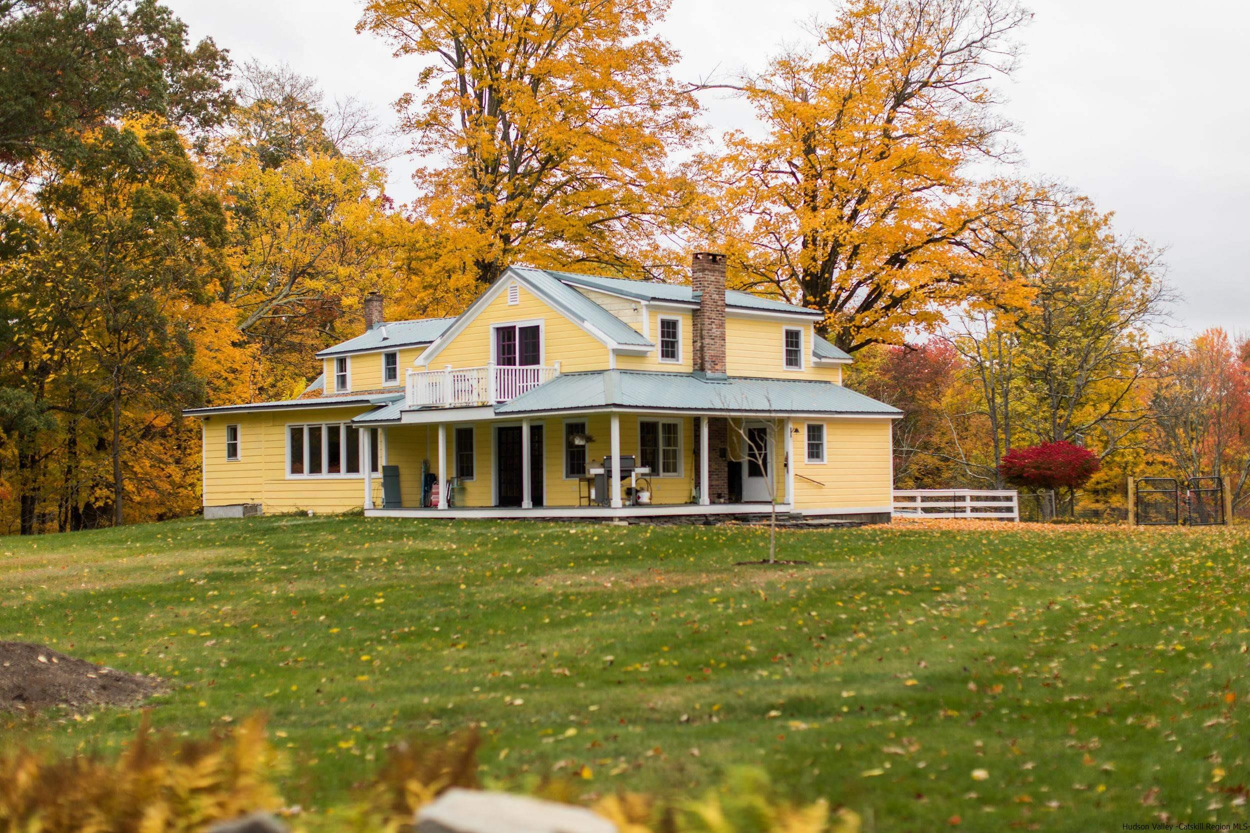 30 Old Farm Road Stone Ridge, NY 12484 - Photo 25 of 30 a front view of a house with a garden