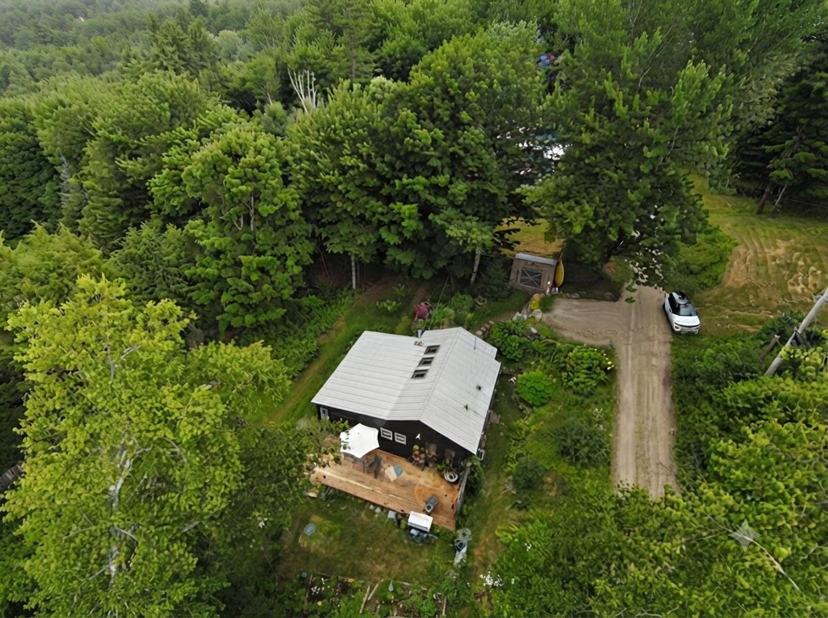 105 Buck Road Warren, VT 05674 - Photo 4 of 45