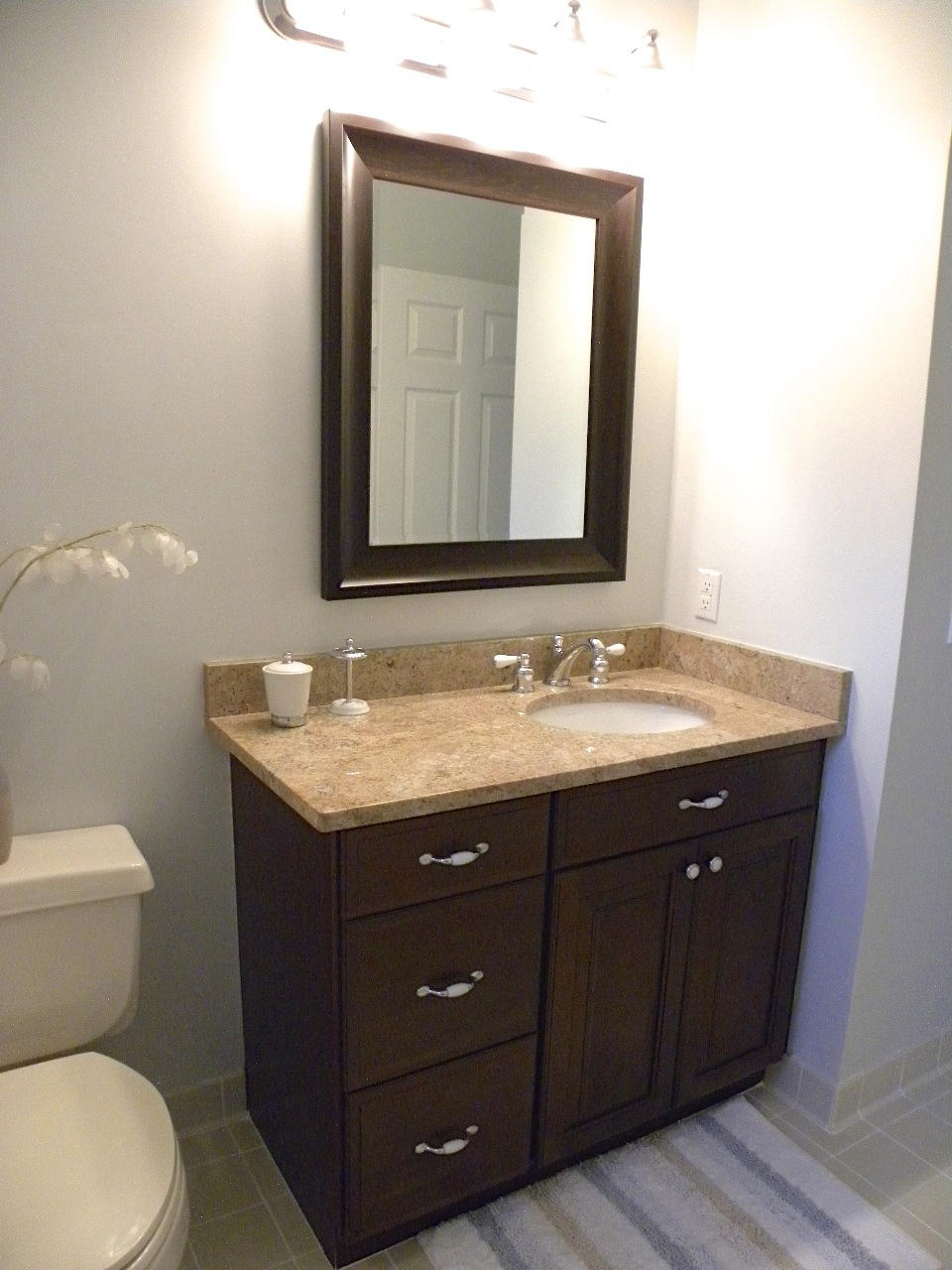 22289 Holcomb Place Boca Raton, FL 33428 - Photo 22 of 43 Guest Bathroom