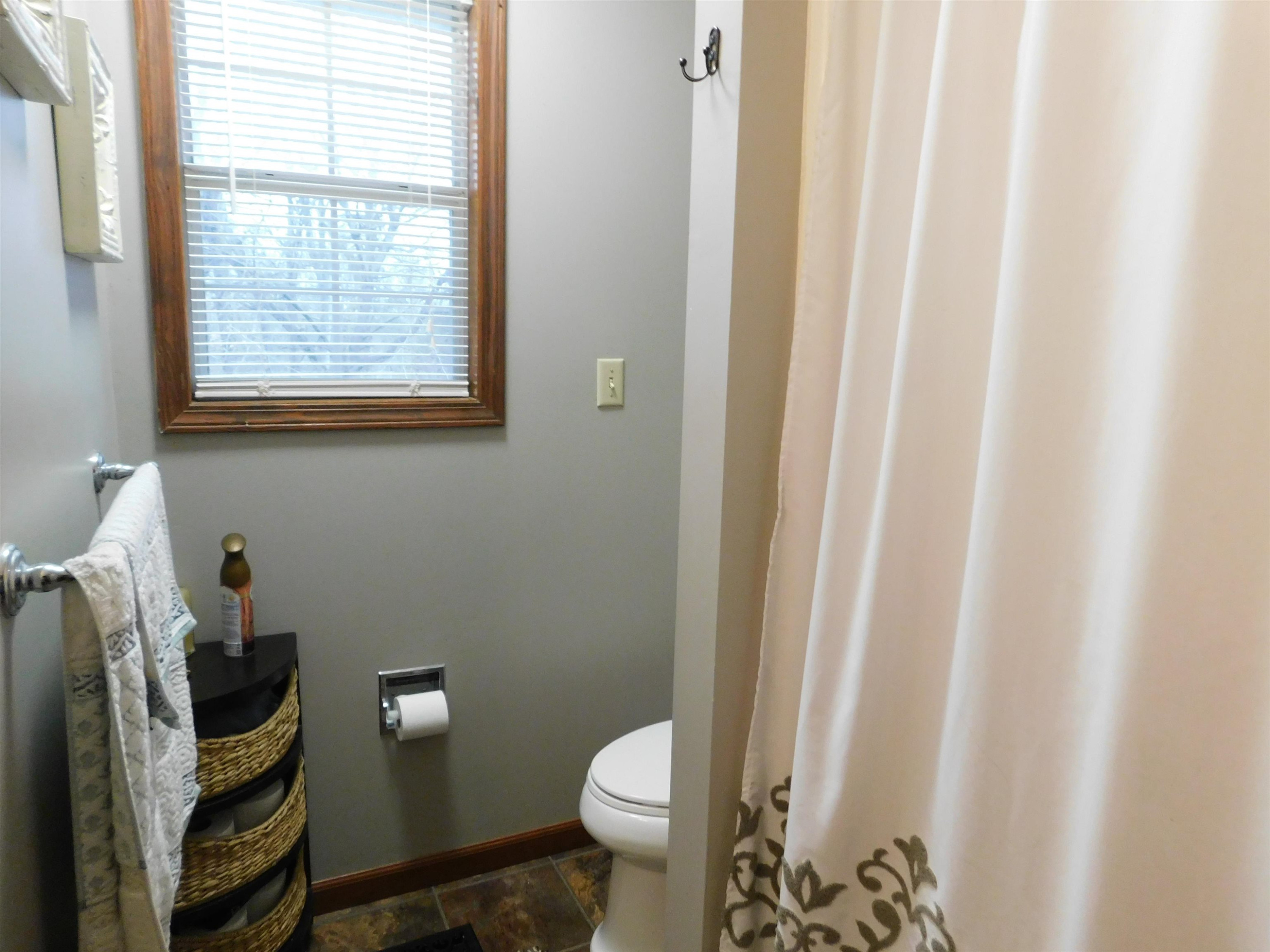 2821 Riverside Drive Jackson, TN 38301 - Photo 10 of 17 Photo 10