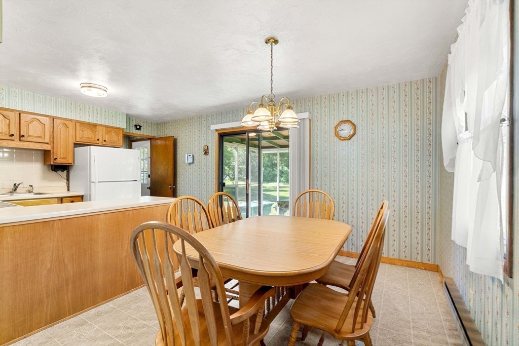 97 Fitch Road Lancaster, MA 01523 - Photo 8 of 42
