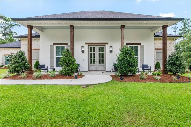 $899,000 | 212 Normandy Drive, Folsom, LA 70437