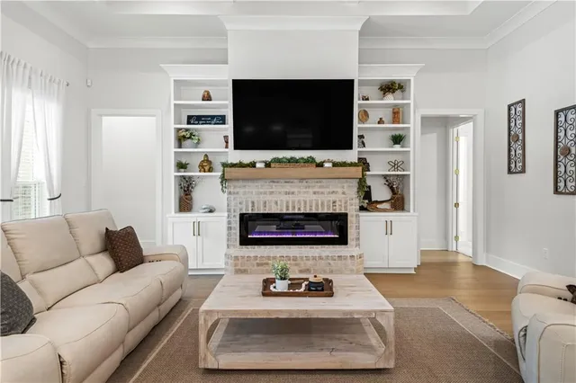 $899,000 | 212 Normandy Drive, Folsom, LA 70437