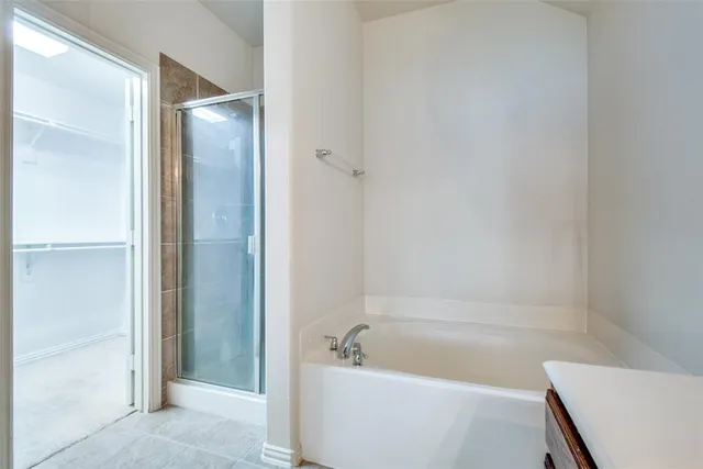 $2,000 | 1608 Castle Creek Drive, Little Elm, TX 75068