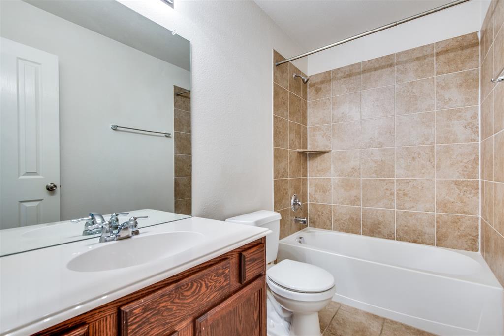 1608 Castle Creek Drive Little Elm, TX 75068 - Photo 10 of 12