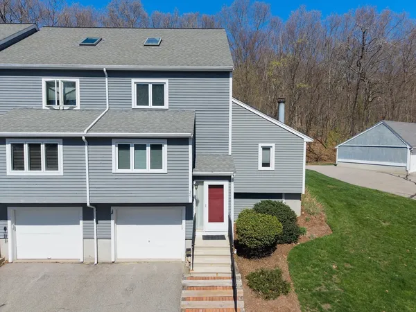 $400,000 | 31 Blithewood Avenue, Unit 1201, Worcester, MA 01604