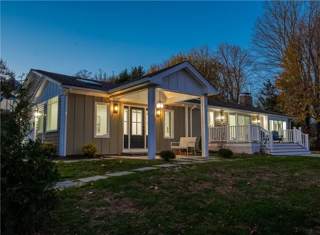 $1,395,000 | 18 Sunset Lane, Portsmouth, RI 02871