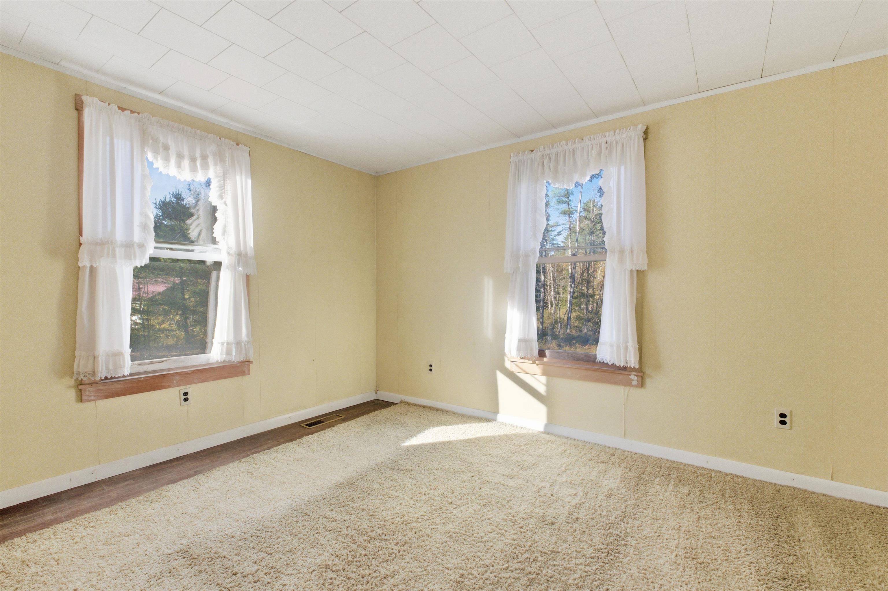 70 Wild Ammonoosuc Road Haverhill, NH 03785 - Photo 18 of 37